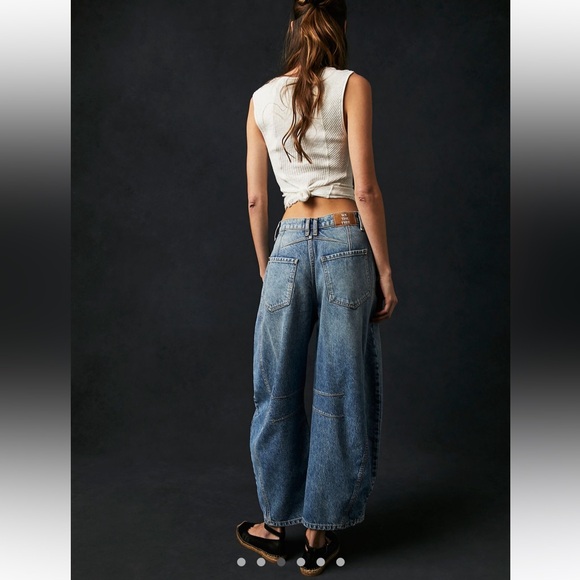 We The Free Good Luck Mid-Rise Barrel Jeans EUC - Picture 6 of 11